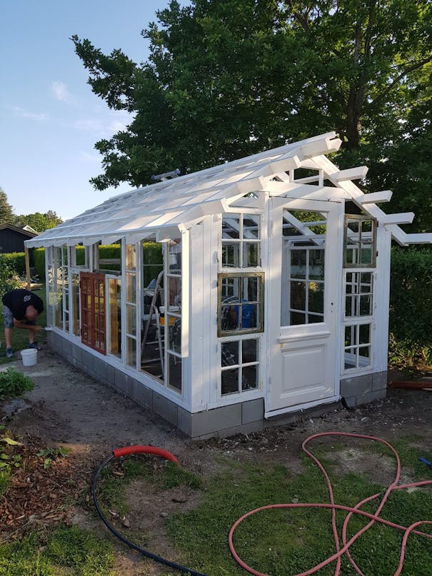 Orangeri af genbrugsmaterialer Orangeri af genbrugsmaterialer